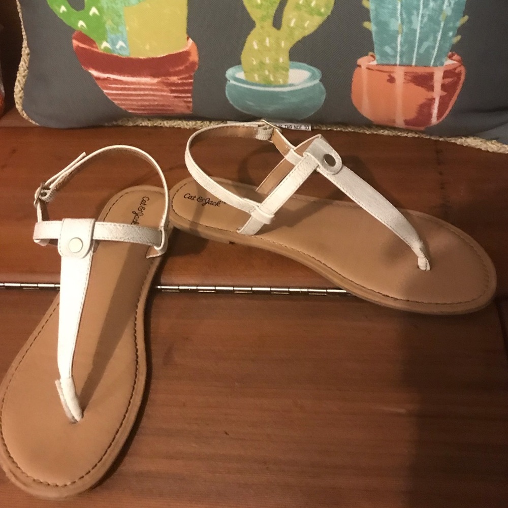 Near new Cat & Jack white sparkle sandals
